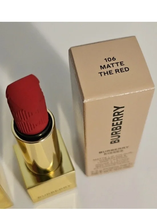 Burberry Kisses Matte The Red 109 - Picture 2 of 7